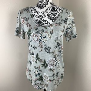 NWT LUCKY BRAND FLOWER PRINT TEE
